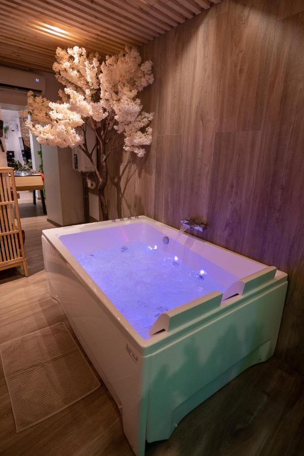 Capsule Thailande I Sauna I Balneo I Console I Jeux En Bois I Cinema I Cour Interieure Trith-Saint-Leger Eksteriør bilde